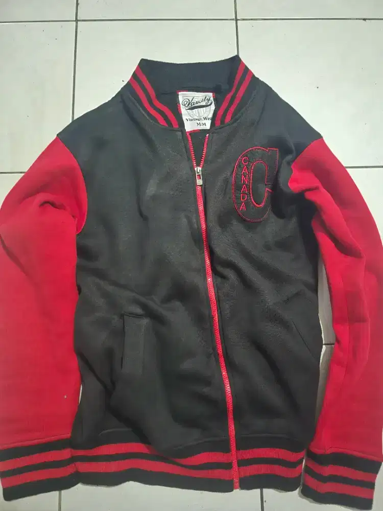 jaket varcity canada