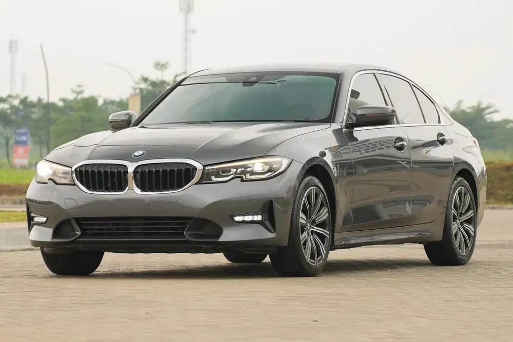 Beast Mode! BMW 320i Sport 2022 New Model Grey 330i 520i x1 c200