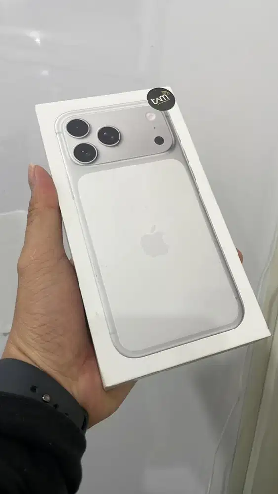 Iphone 17 pro max 256 silver