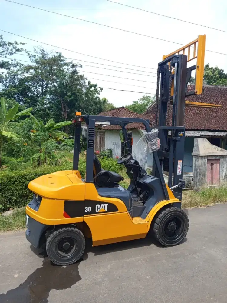 Forklift 3 Ton 2020 Caterpillar Mitsubishi Japan Mulus