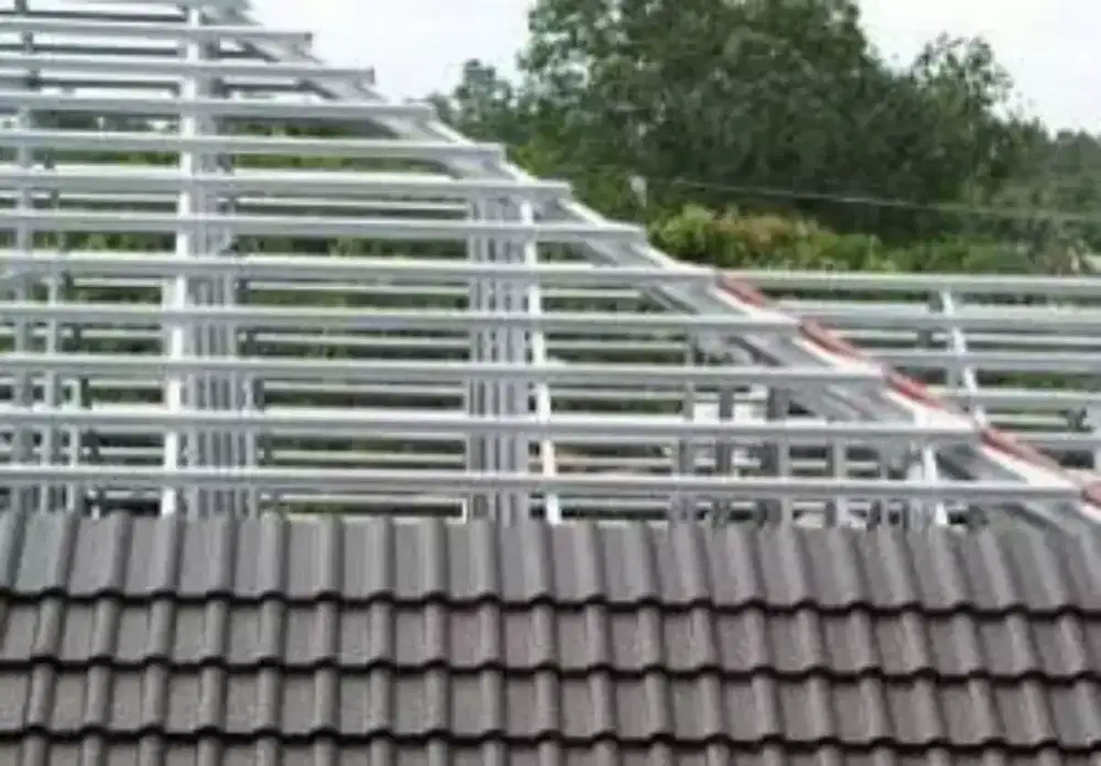 Aplikator baja ringan