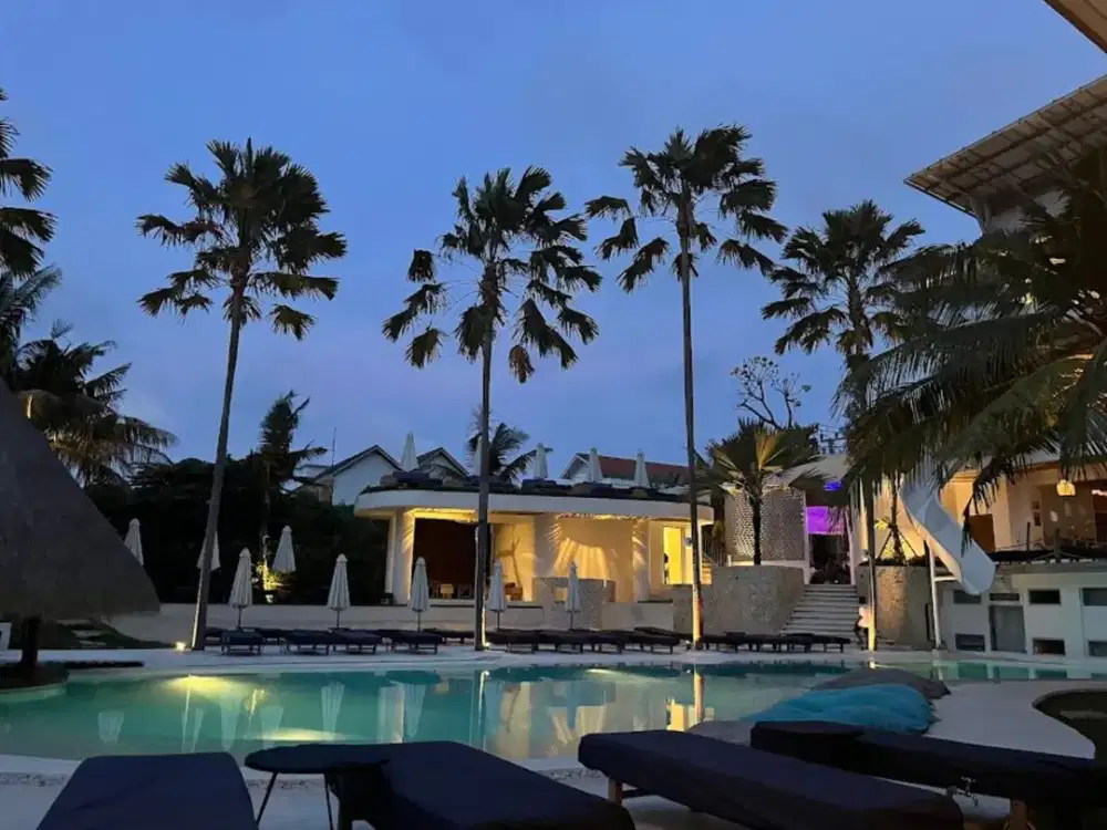 Luxury hotel dan bar restaurant di canggu  badung bali