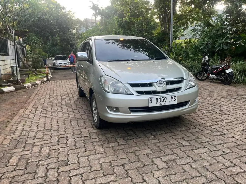 TOYOTA INNOVA V MANUAL MURAH