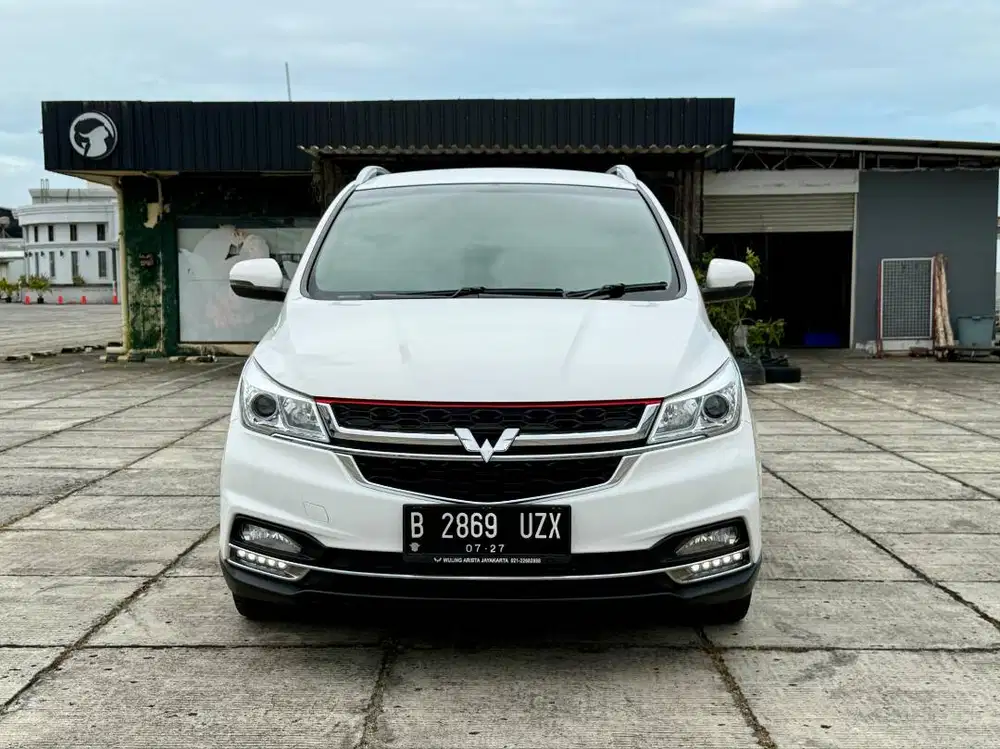 (km 26rb)Wuling Cortez CT Lux plus 1.5 AT. Tahun 2022. Putih. Perfect