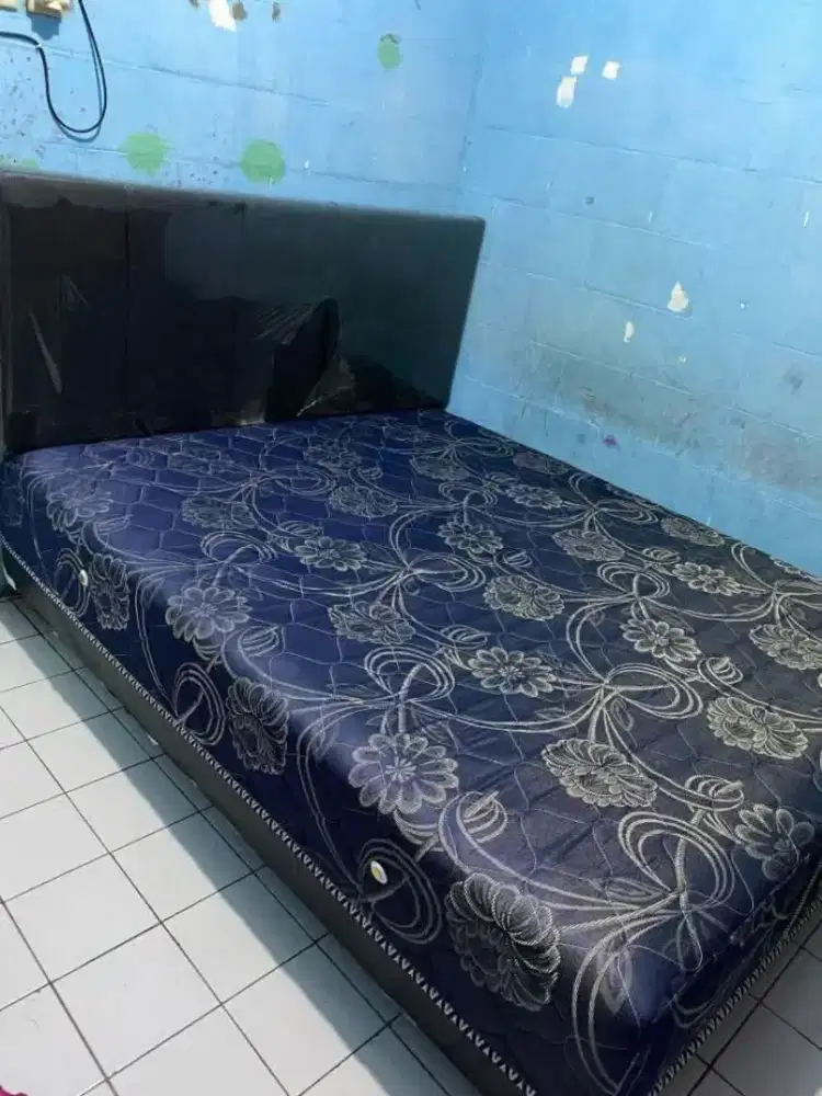 springbed elegan dan mewah