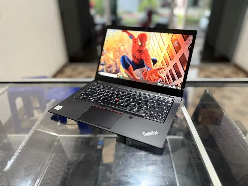 CORE I5 vPRO gen10 SSD 256 GB RAM 16 GB MULUS GARANSI