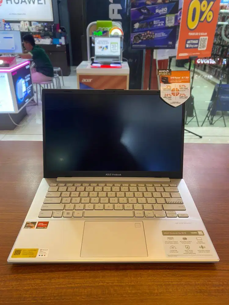 Asus Vivobook Go 14 E1404FA Ryzen 3 7320U 8GB SSD 512GB 14″ FHD W11+OH