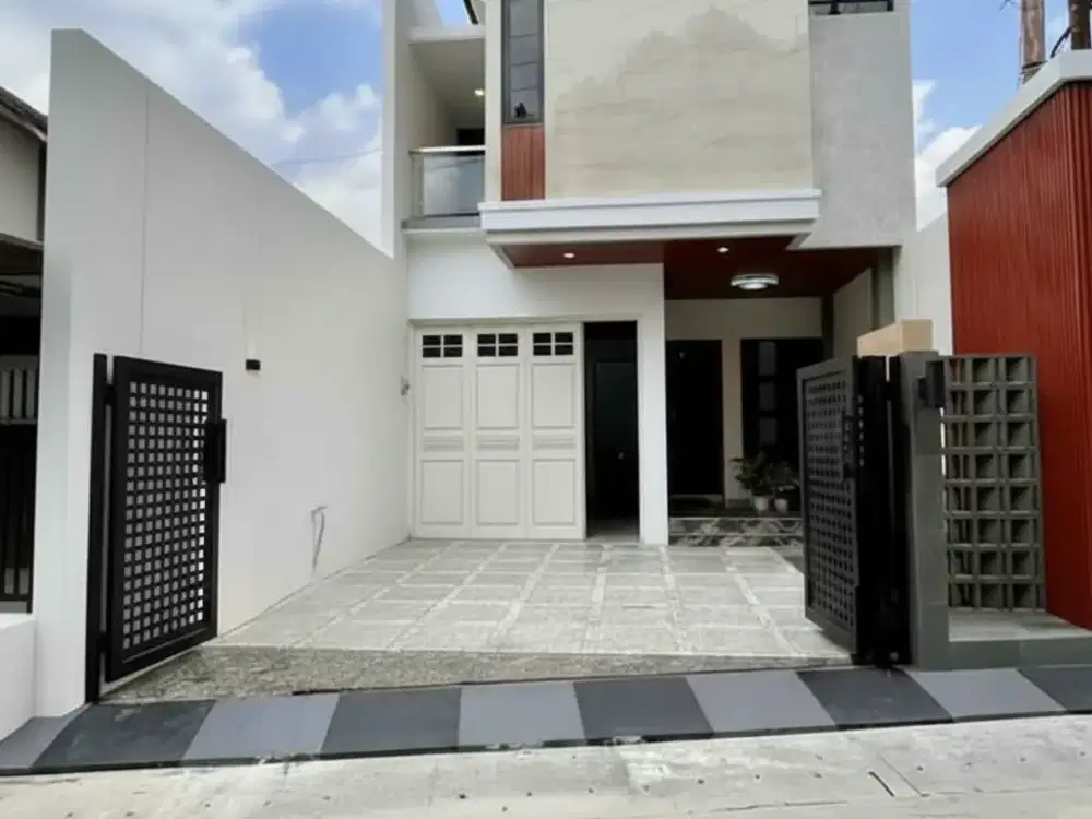 The Esteria Private Cluster Pinggir Jalan Bunga Ester Padang Bulan 6x20M2 3kt 2KM