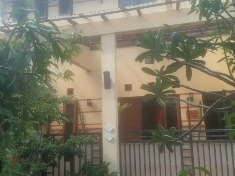 RUMAH FULL FURNISHED 4KT SIAP HUNI DALAM GANG BESAR DI PULOGEBANG