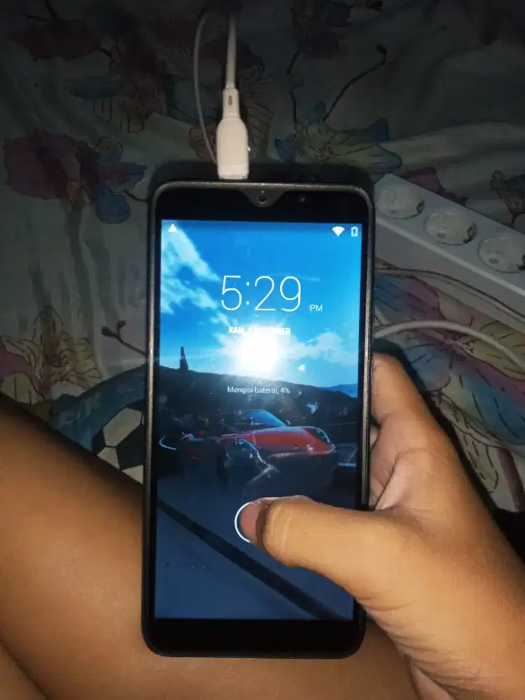 DIJUAL HP R SERIES MASIH MULUS