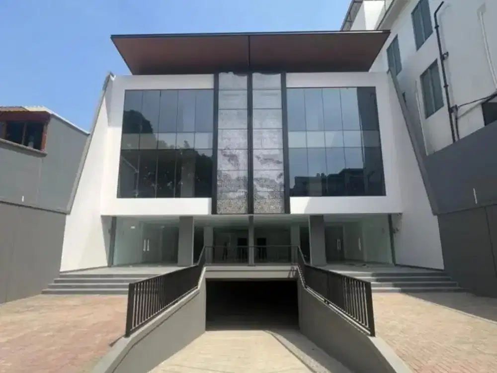 Gedung Siap Pakai Lokasi Strategis di Duren Sawit Jakarta