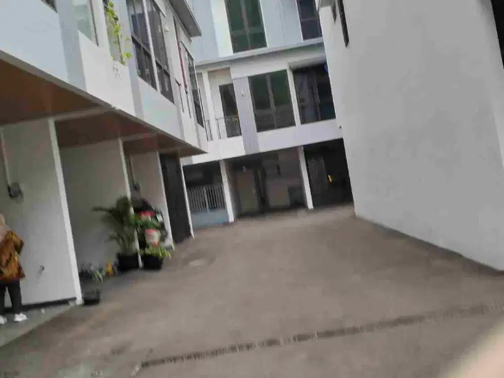 Rumah Murah lokasi strategis di karang Anyar Mangga besar Jakartapusat