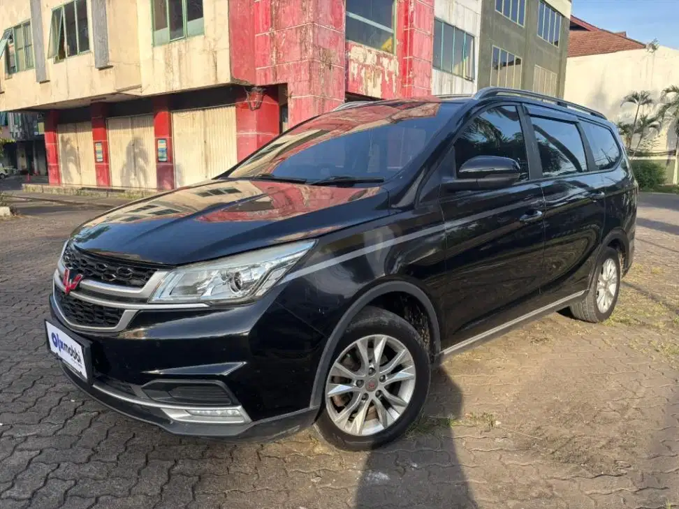 Pajak Panjang - Wuling Cortez 1.5S T Lux Bensin-AT 2020 Hitam