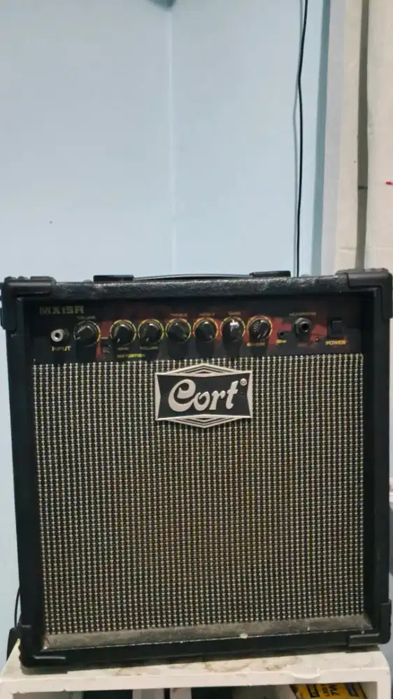 15W GUITAR AMPLIFIER CORT MX15R (SECOND)