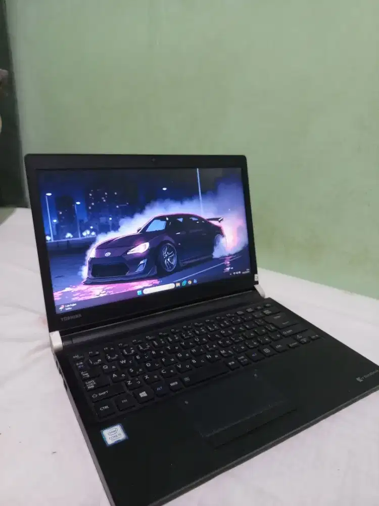 Laptop Toshiba Dynabook R73