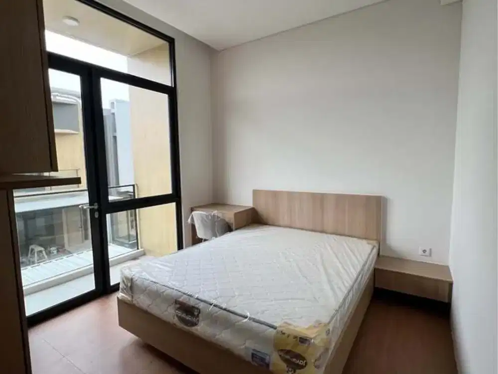 DIJUAL RUMAH HOOK di TANAKAYU SVANI BSD FURNISHED