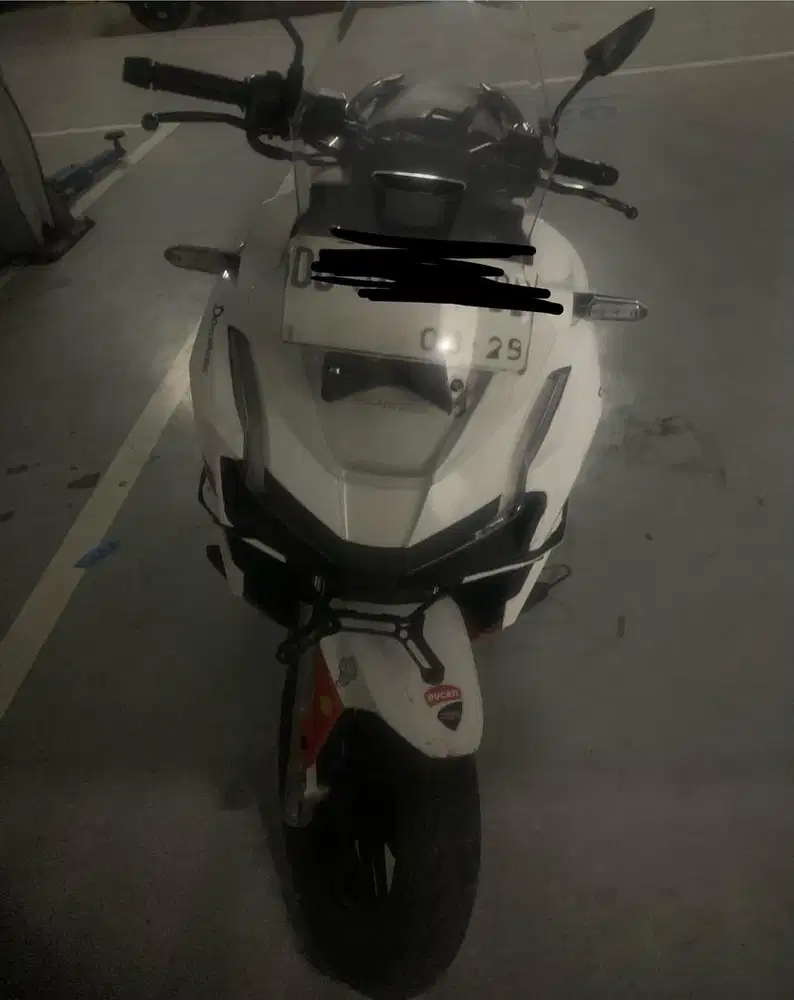 Honda ADV 160 2023 CBS Putih