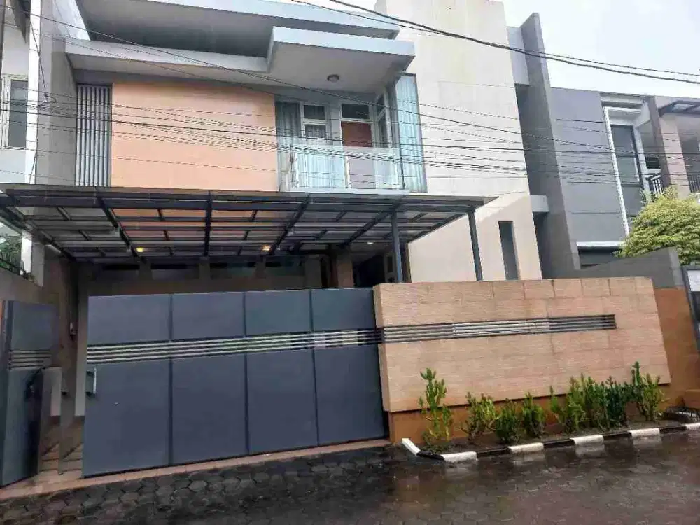 Full Furnished, Rumah Telaga Bodas Gajahmungkur Semarang