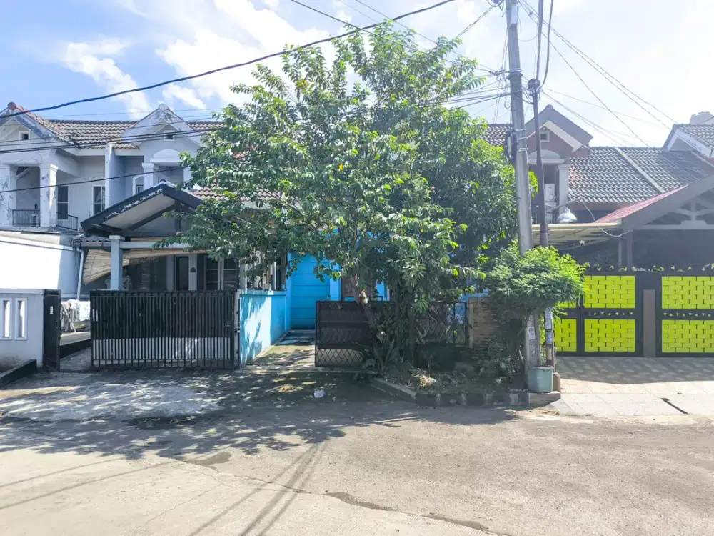 Rumah Luas Strategis 10 Menit ke RSU Kota Tangsel Dibantu KPR J-32643