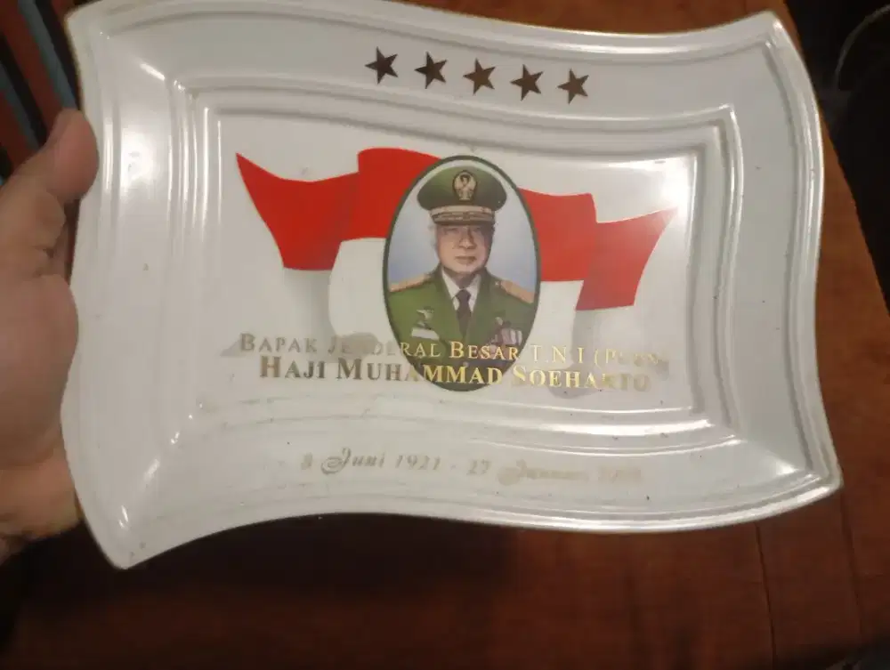 Keramik 40 harian pak soeharto