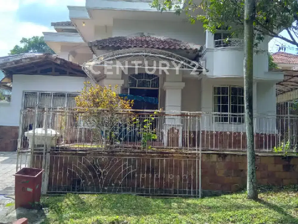 Rumah Konsep Tropis Di Mediterania Golf Hill Sentul City