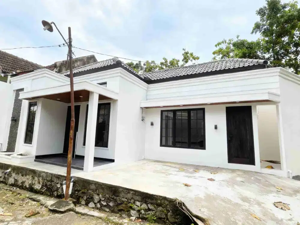 rumah siap huni di palur dekat kampus Uns solo bangunan modern