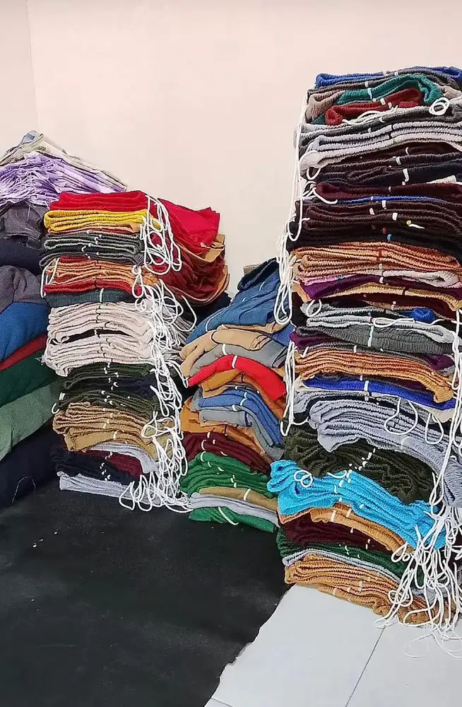 Grosir Celana kolor pria dan wanita