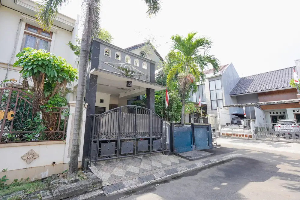 Rumah 5 Kamar Tidur SHM 10 Menit ke Gerbang Tol Jati Warna 1 J-36786
