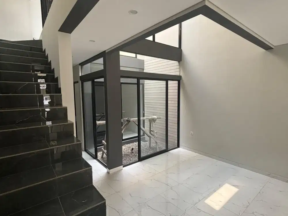 Dijual Rumah Bagus Hoek Sekyot 7A Gading Serpong