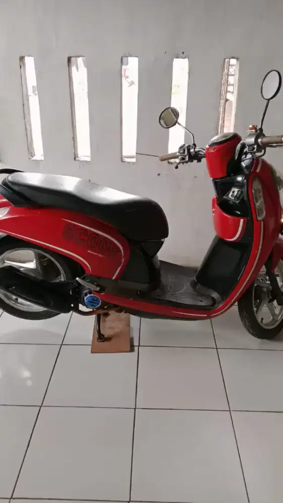 honda Scoopy 2014