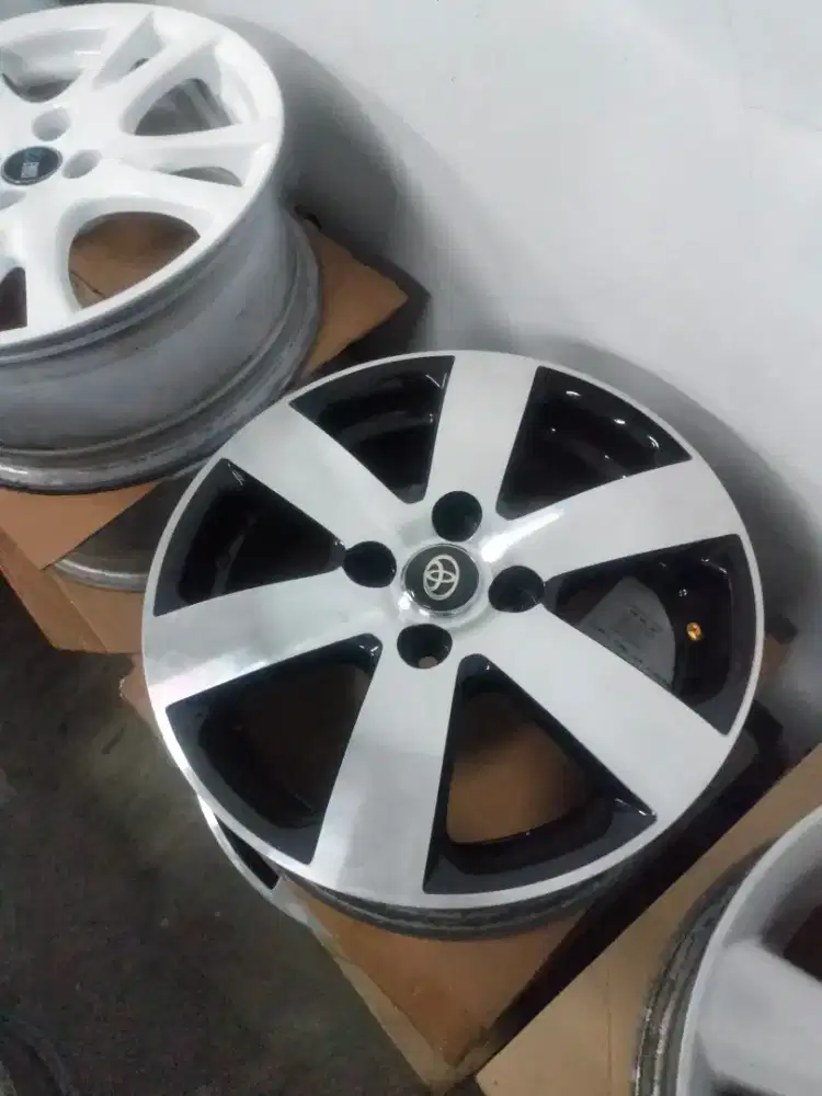 VELG COPOTAN SWIFT R15 BLACK POLISH
