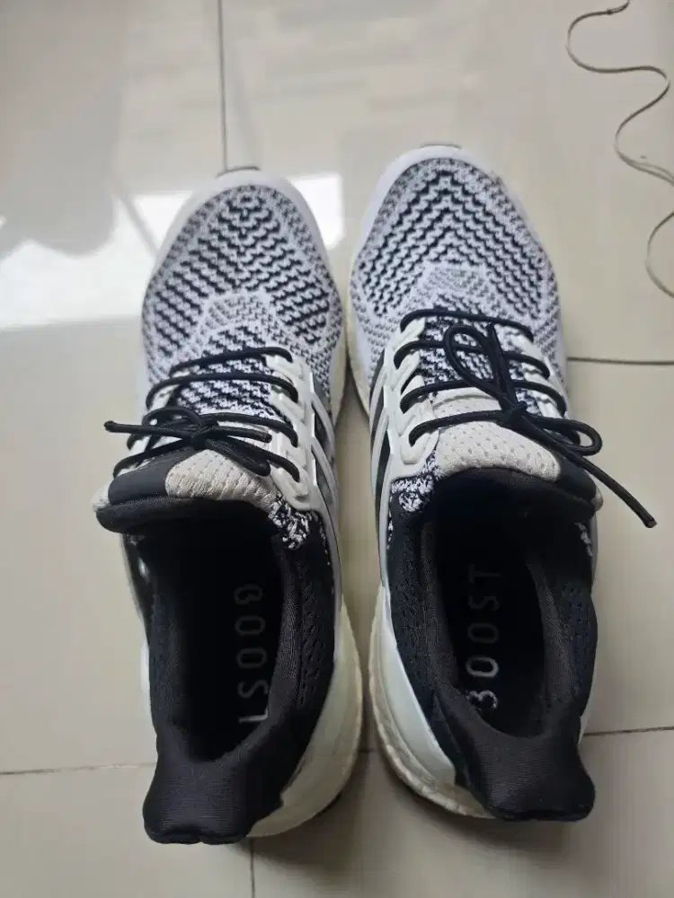 Sepatu adidas ultra boost