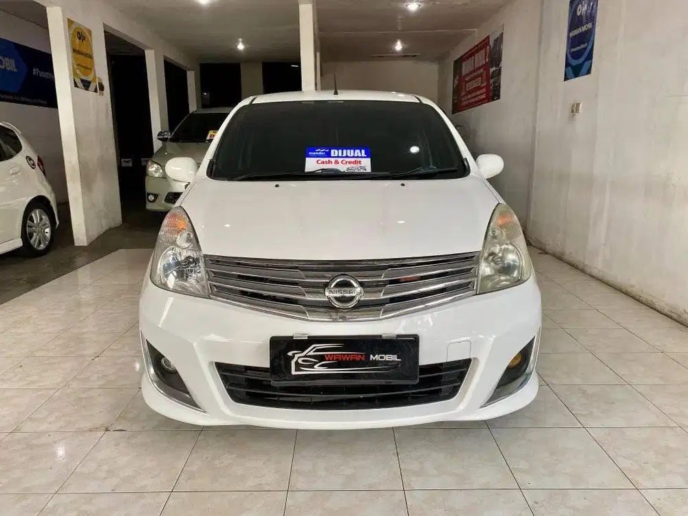 Grand Livina XV 2013 Manual