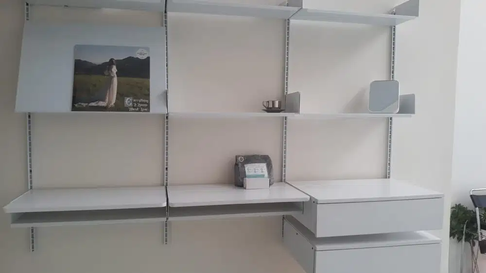 RAK DINDING MULTIFUNGSI