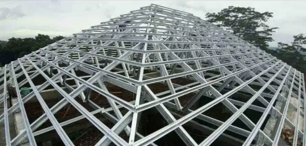 Tukang renovasi bongkar pasang atap dan pasang baja ringan