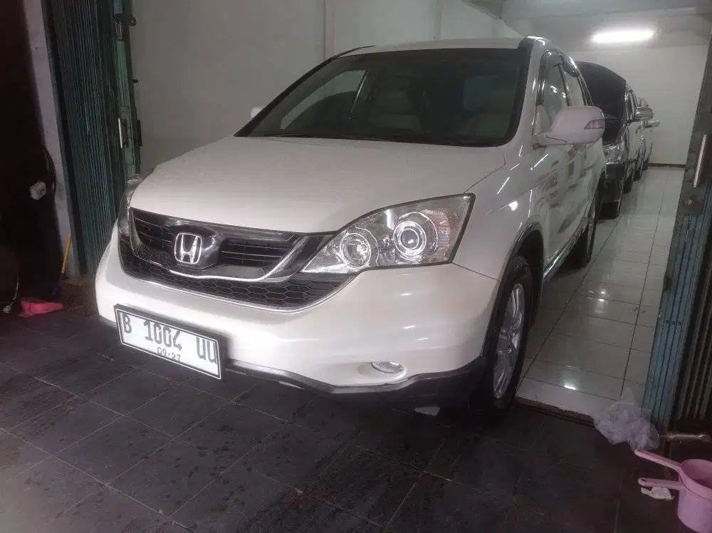(Harga Cash) Honda CRV 2.0 Manual 2012 Putih.