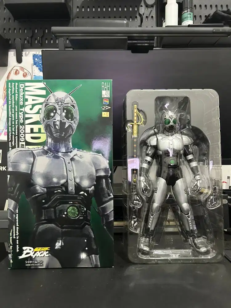 Medicom Real Action Heroes RAH no.419 Masked Rider Shadowmoon Deluxe