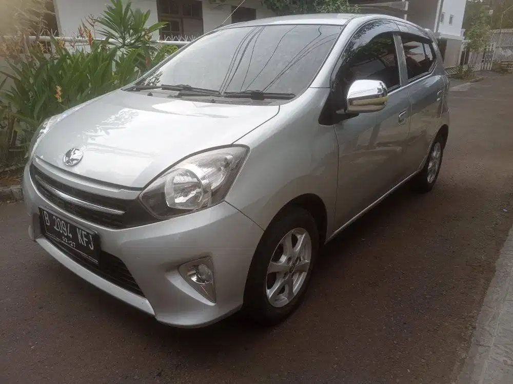 (Harga Cash) Toyota Agya 1.0 E Automatic 2017/2016 Silver metalik.