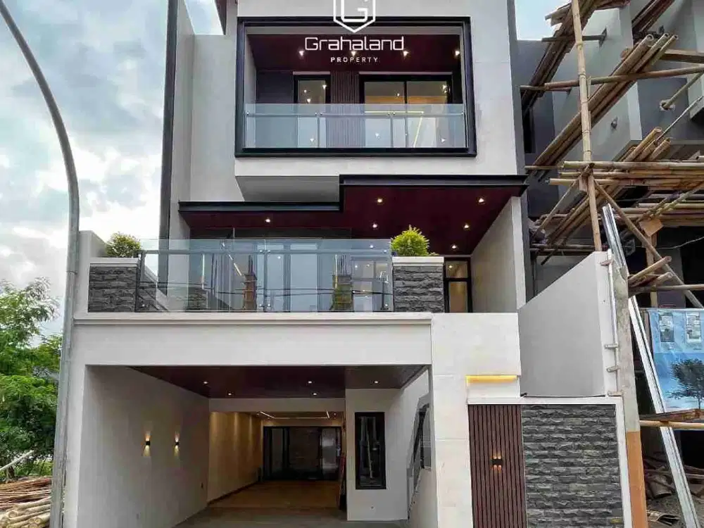 Rumah Baru Mewah Akses Jalan Besar Dalam Townhouse Lokasi Strategis Di Jagakarsa