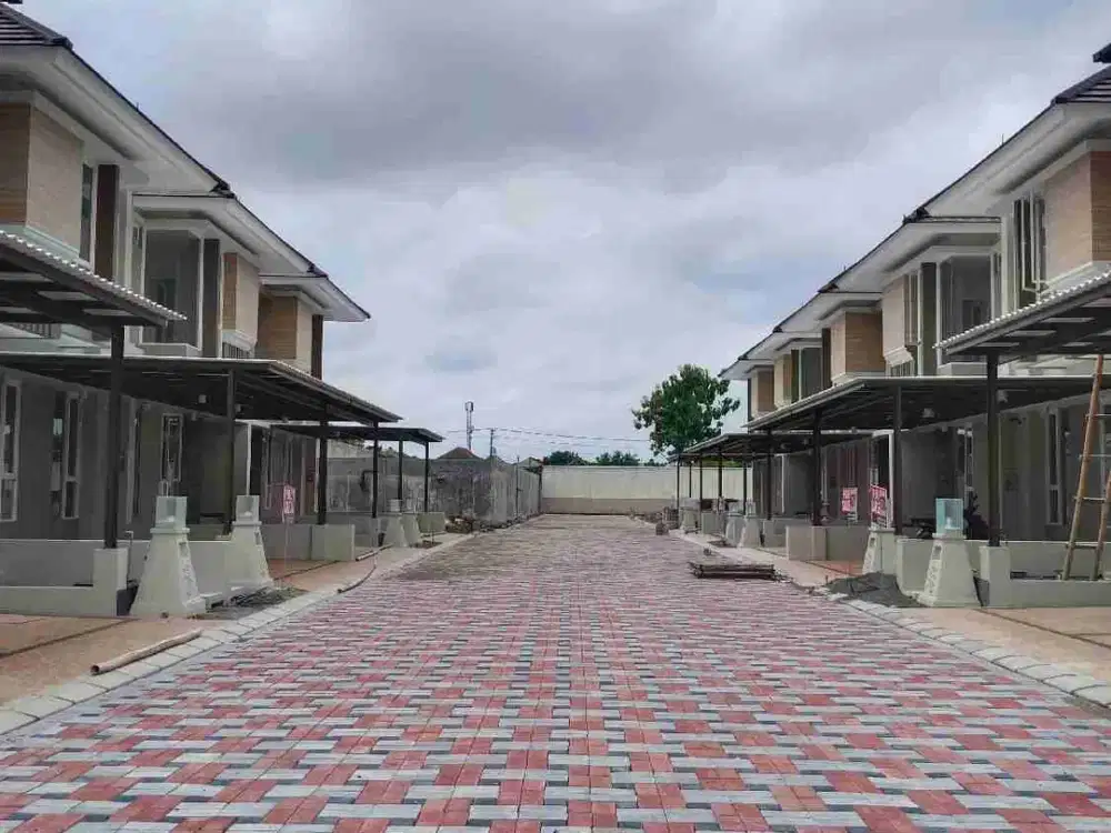 rumah baru modern di perumahan jalan Kaliurang KM 7
