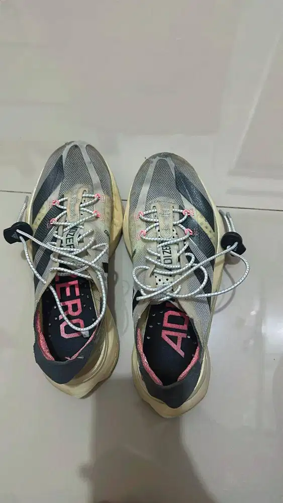 dijual sepatu lari adizero pro3