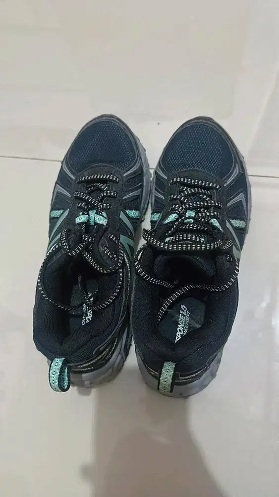 dijual sepatu train new balance