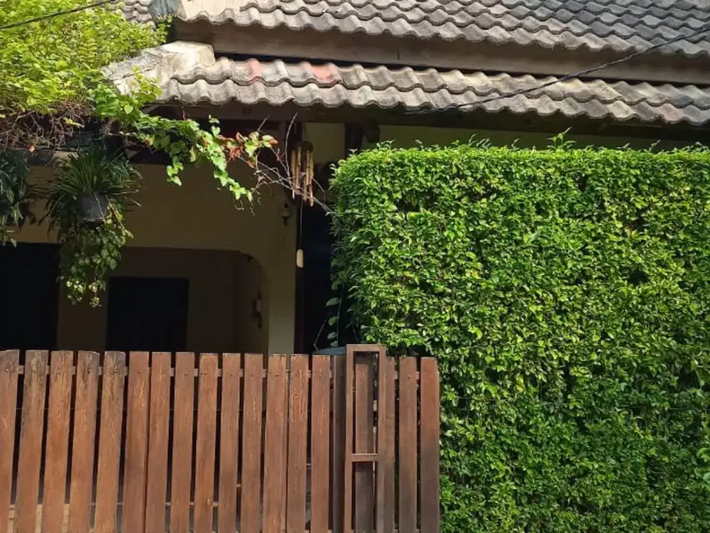 Rumah 2 Lt SHM Strategis 3 Mnt ke RSIA Bunda Ciputat Bisa KPR J-30978