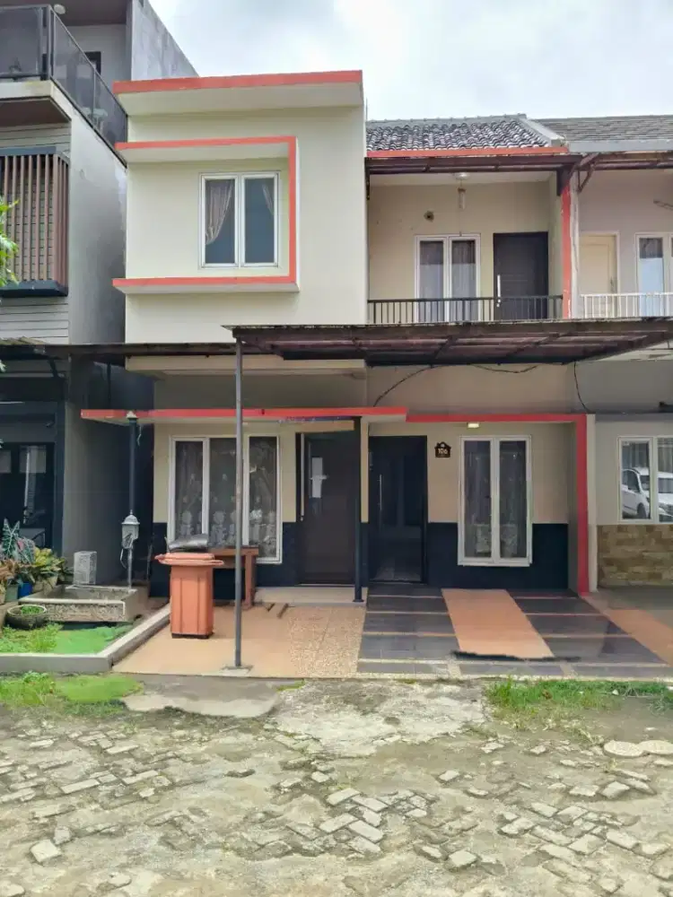 DIJUAL RUMAH DLM CLUSTER 300 METER DR JALAN RAYA BOGOR