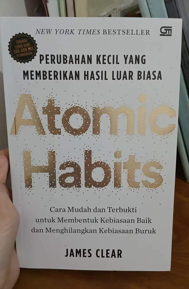 ATOMIC HABITS karya JAMES CLEAR