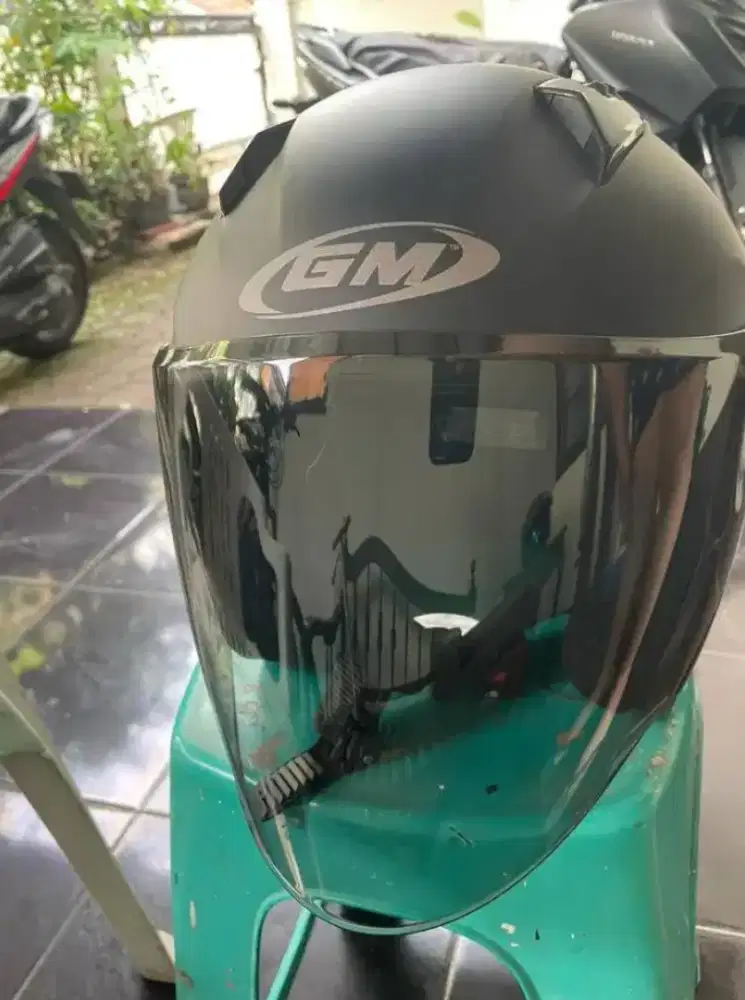 Helm GM G1 hitam doff jarang pakai
