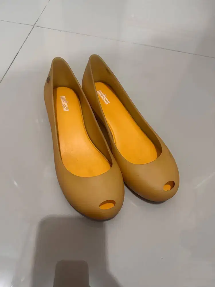 dijual sepatu jelly melissa