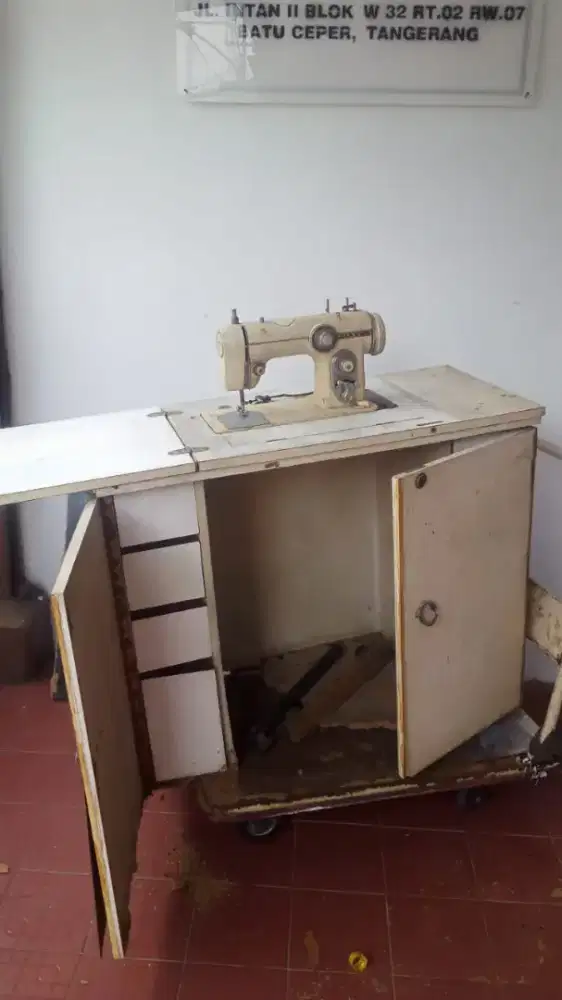 Janome 672 bodi besi