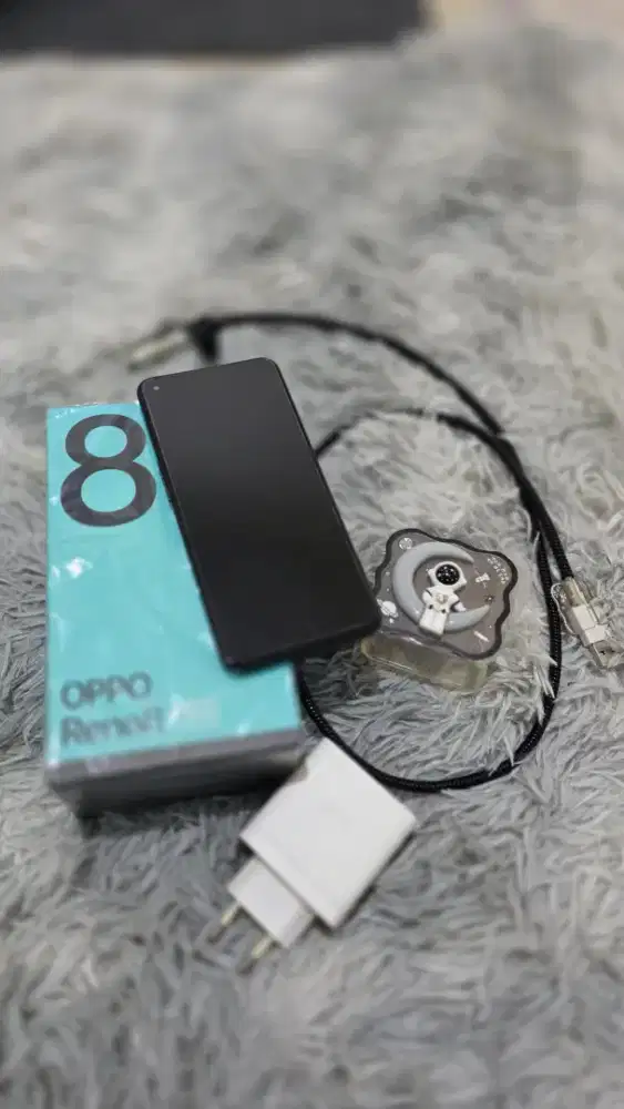 Oppo reno 8 5g 8/256gb
