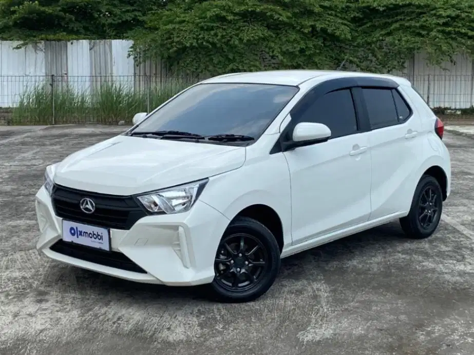 LIKE NEW Daihatsu Ayla 1.0 X Bensin-MT 2024 Putih SYG